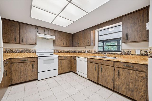 17056 RED BIRD ROAD, Winter Garden, FL 34787