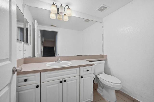 6450 W Sample Road 6450, Coral Springs, FL 33067