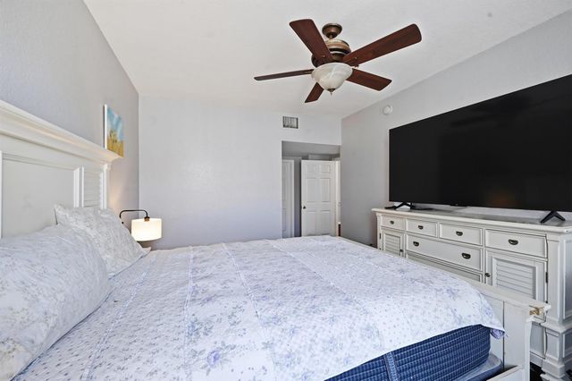 6450 W Sample Road 6450, Coral Springs, FL 33067