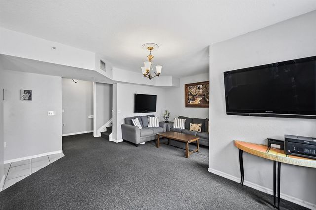 6450 W Sample Road 6450, Coral Springs, FL 33067