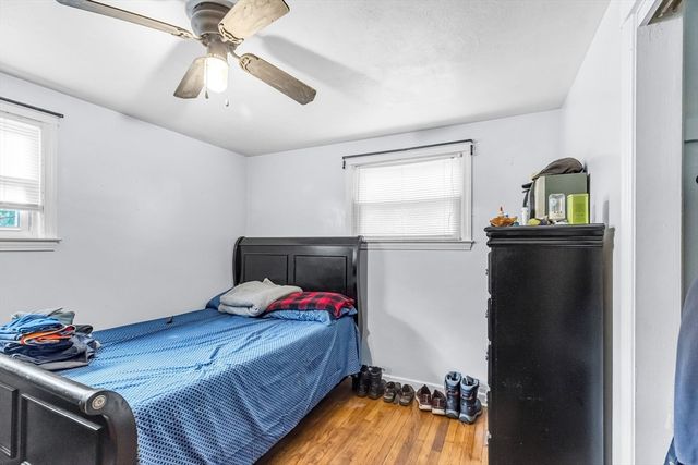 101 Regal St, Springfield, MA 01118