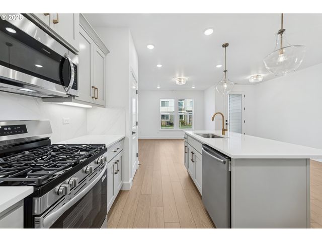 3273 Se Pillar Ln, Hillsboro, OR 97123