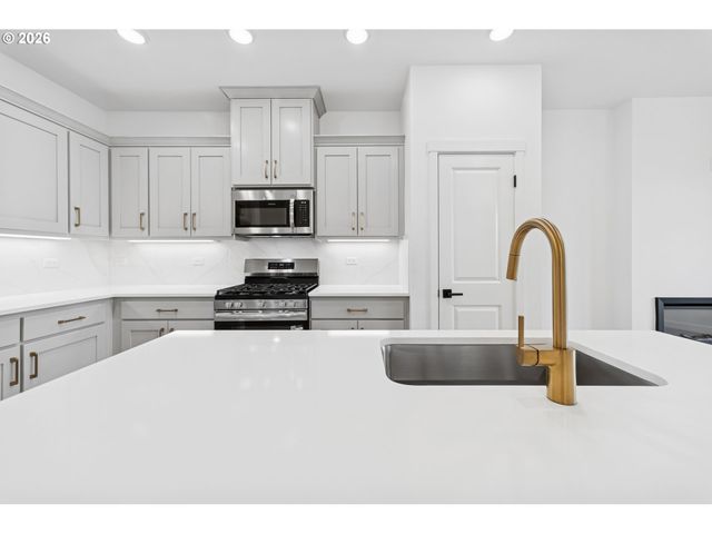 3273 Se Pillar Ln, Hillsboro, OR 97123