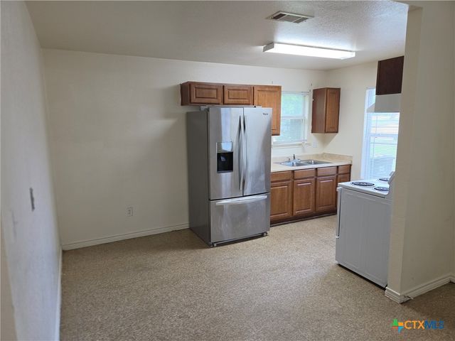 15 S 10th Street, Temple, TX 76501