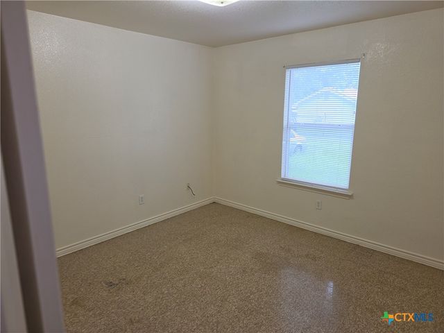 15 S 10th Street, Temple, TX 76501