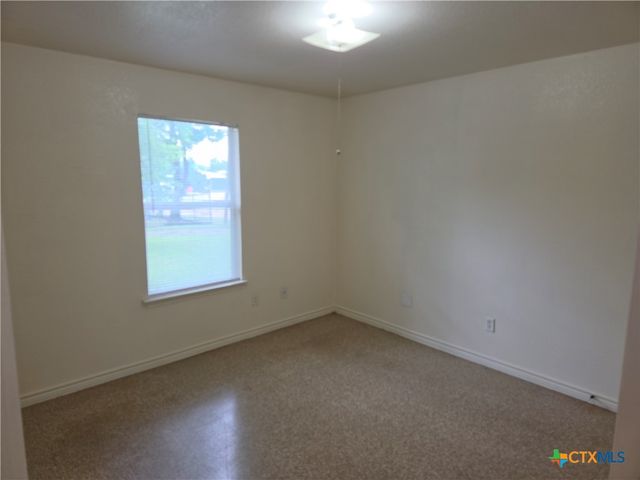 15 S 10th Street, Temple, TX 76501