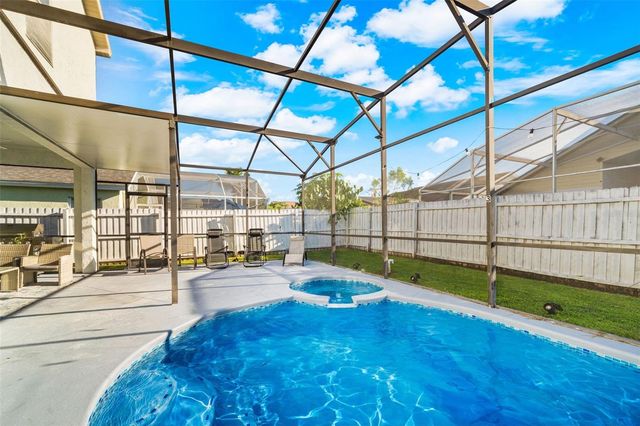 137 S ROMA WAY, Kissimmee, FL 34746