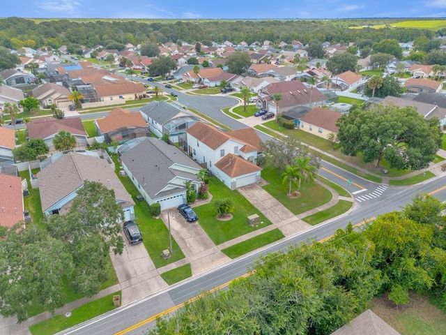 137 S ROMA WAY, Kissimmee, FL 34746