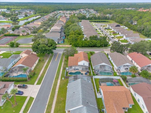 137 S ROMA WAY, Kissimmee, FL 34746