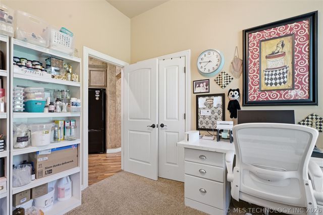 33807 E 703 Drive, Wagoner, OK 74467