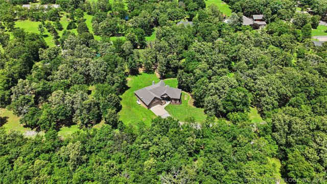 33807 E 703 Drive, Wagoner, OK 74467