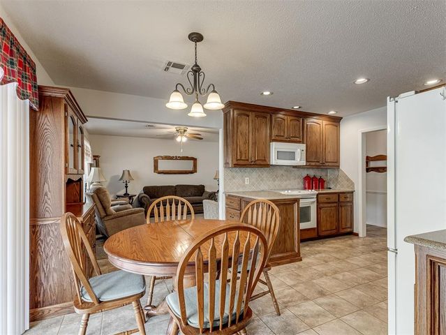 609 Mark Drive, Del City, OK 73115