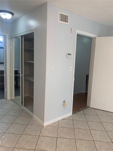 8380 SW 154th Avenue 57, Miami, FL 33193