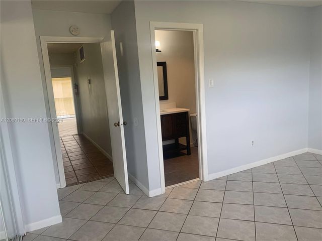 8380 SW 154th Avenue 57, Miami, FL 33193