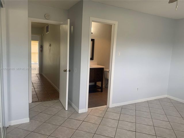 8380 SW 154th Avenue 57, Miami, FL 33193