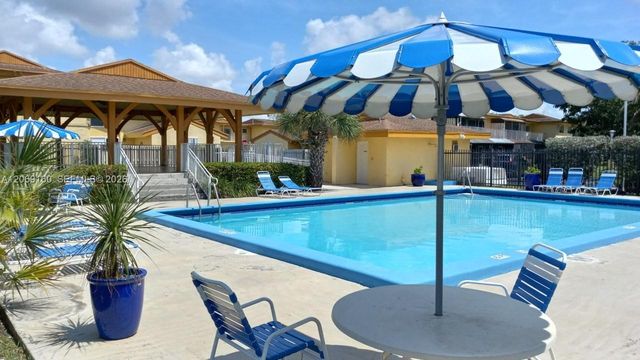 8380 SW 154th Avenue 57, Miami, FL 33193