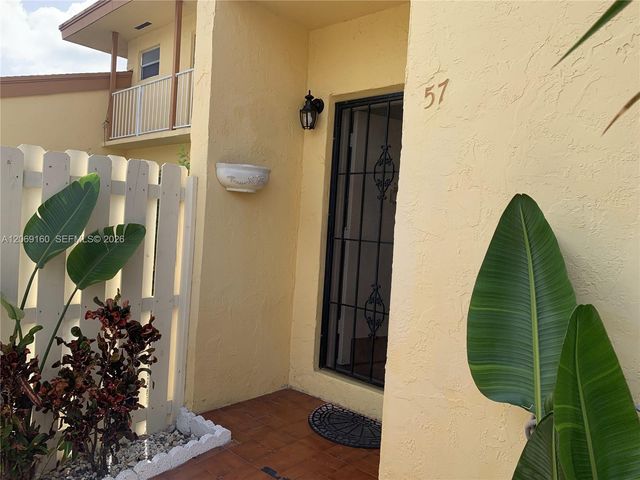 8380 SW 154th Avenue 57, Miami, FL 33193