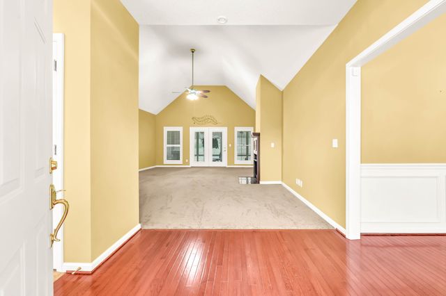 453 Stonemeadow Rd, Clarksville, TN 37043