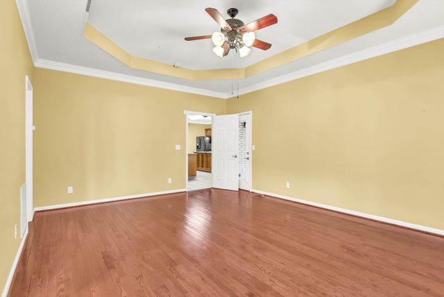 453 Stonemeadow Rd, Clarksville, TN 37043