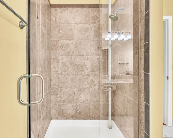 453 Stonemeadow Rd, Clarksville, TN 37043