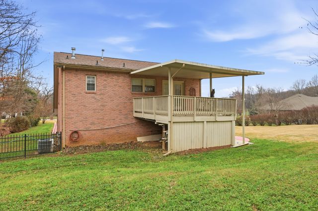 453 Stonemeadow Rd, Clarksville, TN 37043