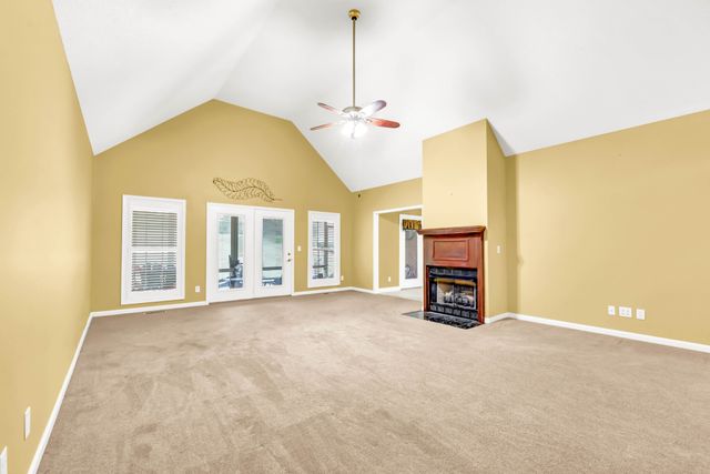 453 Stonemeadow Rd, Clarksville, TN 37043