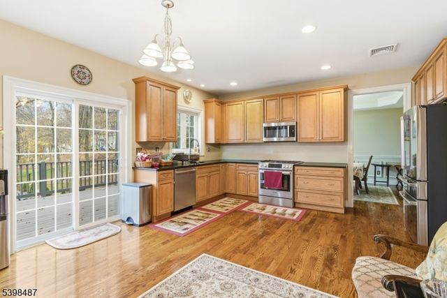 3 Marble Ln, Randolph Twp., NJ 07869