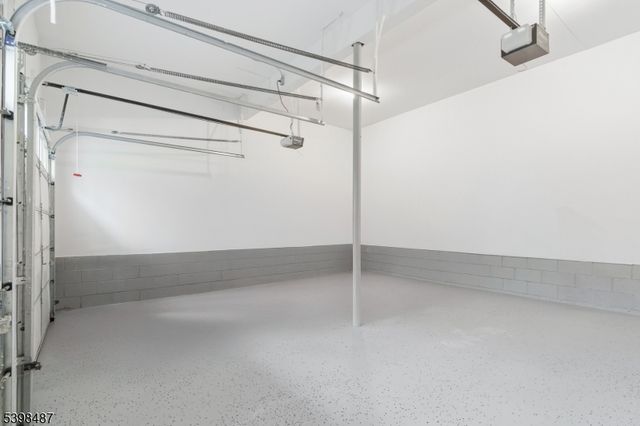 3 Marble Ln, Randolph Twp., NJ 07869