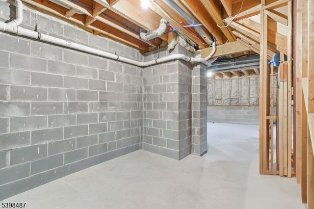 3 Marble Ln, Randolph Twp., NJ 07869