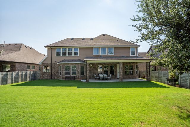 1305 5th Street, Argyle, TX 76226