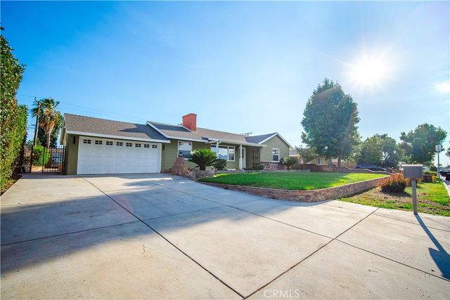 2128 E Larkwood, West Covina, CA 91791
