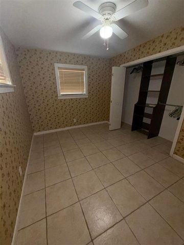 5425 8th Avenue, Lake Charles, LA 70607