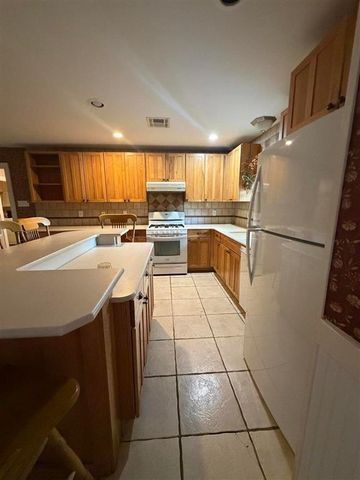 5425 8th Avenue, Lake Charles, LA 70607