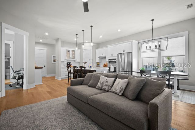 38 Lavender Cir, Hilton Head Island, SC 29926