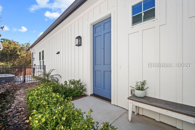 38 Lavender Cir, Hilton Head Island, SC 29926