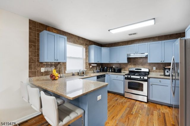 117 Stiles St, Elizabeth City, NJ 07208