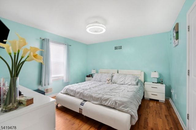 117 Stiles St, Elizabeth City, NJ 07208