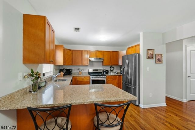 117 Stiles St, Elizabeth City, NJ 07208