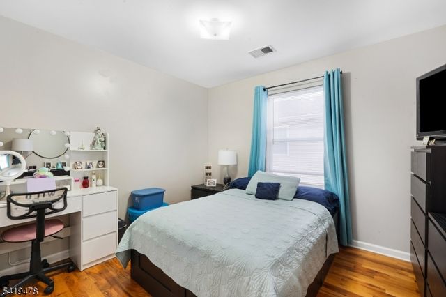 117 Stiles St, Elizabeth City, NJ 07208