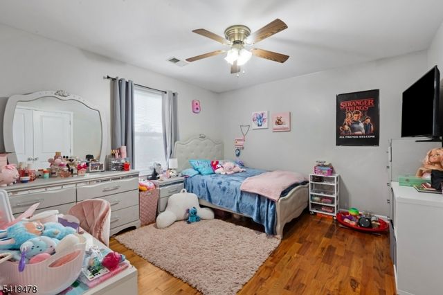 117 Stiles St, Elizabeth City, NJ 07208