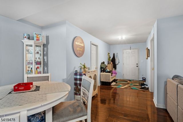 117 Stiles St, Elizabeth City, NJ 07208