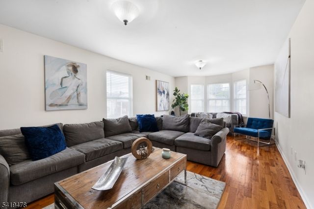 117 Stiles St, Elizabeth City, NJ 07208