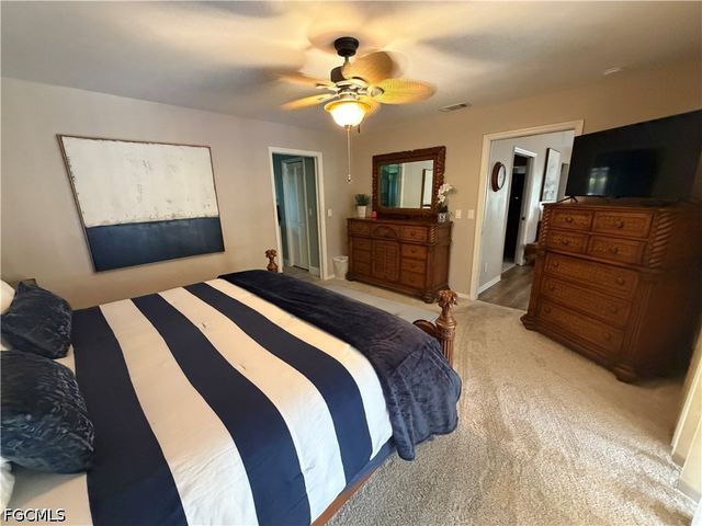 5883 Sand Oak DR, Fort Myers, FL 33919