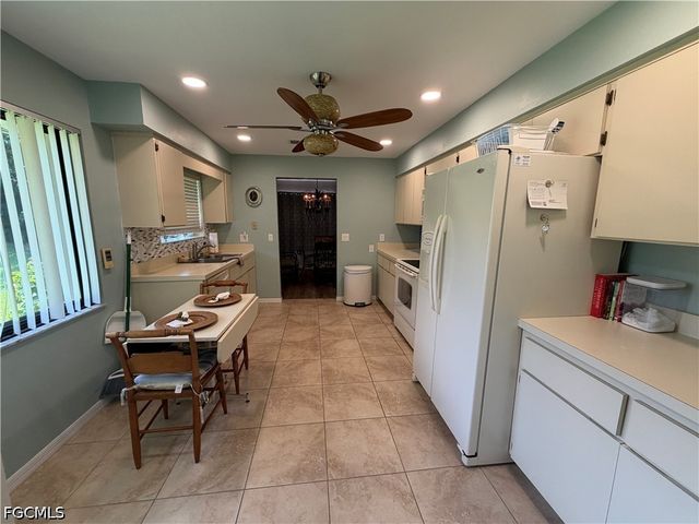 5883 Sand Oak DR, Fort Myers, FL 33919