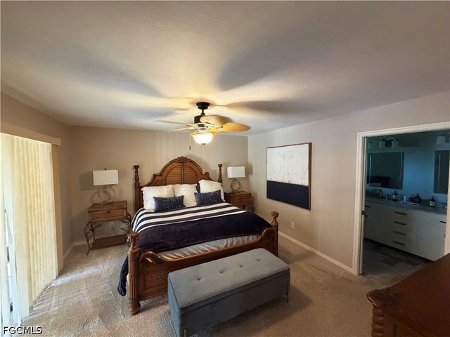 5883 Sand Oak DR, Fort Myers, FL 33919
