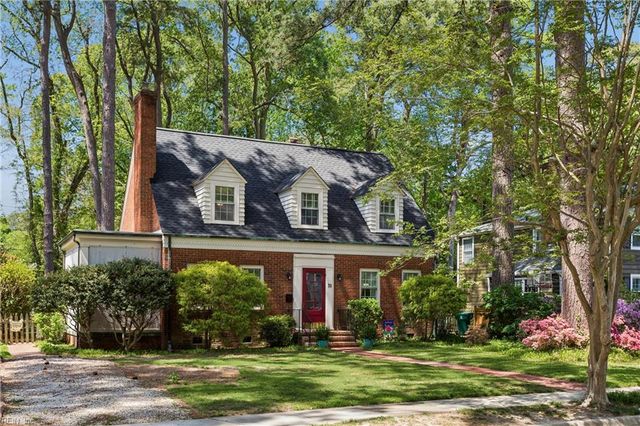 31 Stratford RD, Newport News, VA 23601