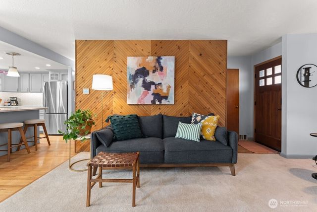 510 W 16th Street, Port Angeles, WA 98362