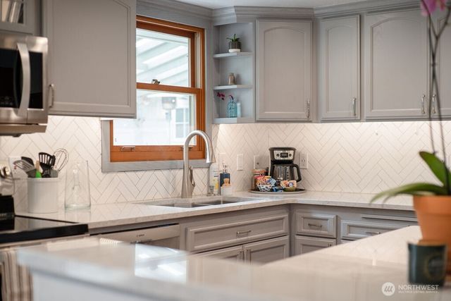 510 W 16th Street, Port Angeles, WA 98362