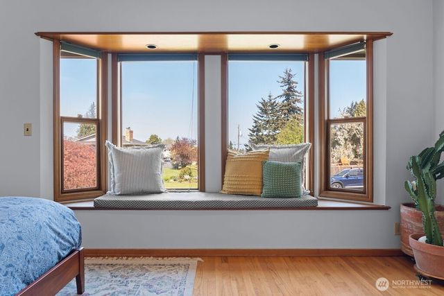 510 W 16th Street, Port Angeles, WA 98362