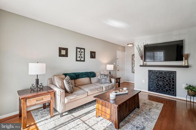 116 WESTWICK CT #3, Sterling, VA 20165